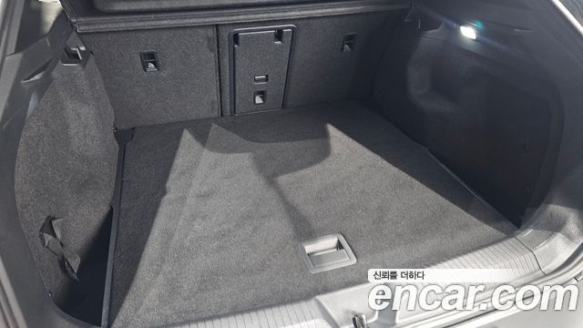 Volkswagen ID.4 2022 — photo 31