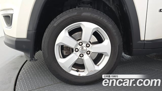 Jeep Compass 2018 — photo 5
