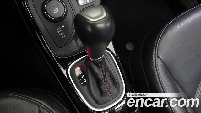 Jeep Compass 2018 — photo 12