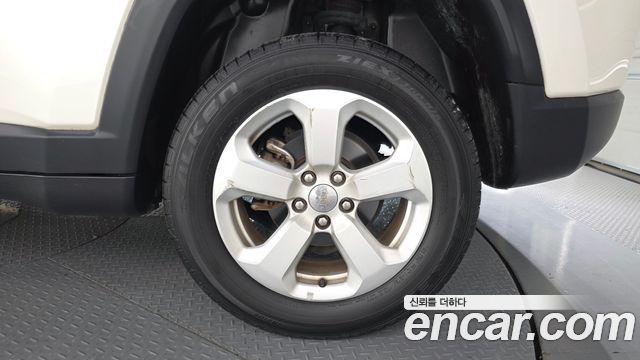 Jeep Compass 2018 — photo 7