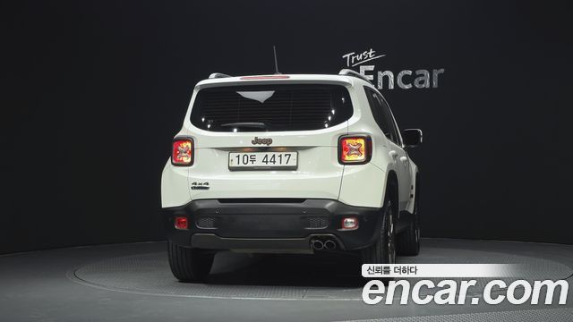 Jeep Renegade 2016 — photo 4