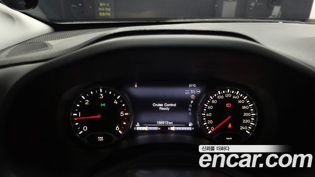 Jeep Renegade 2016 — photo 8