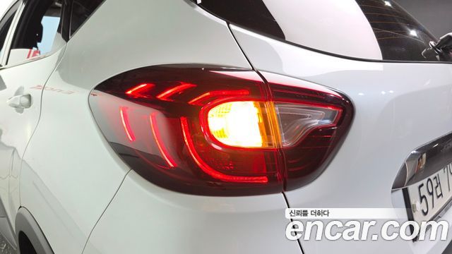 Renault Korea QM3 2018 — photo 9