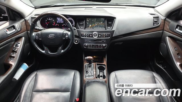 Kia K7 2016 — photo 10