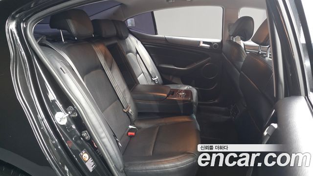 Kia K7 2016 — photo 17