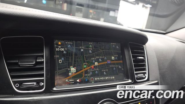 Kia K7 2016 — photo 21