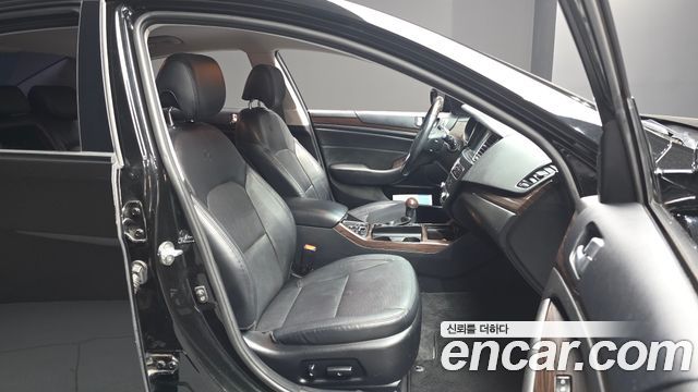Kia K7 2016 — photo 16