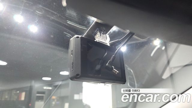 Kia K7 2016 — photo 30