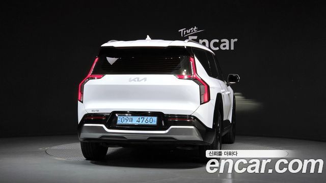 Kia EV9 2024 — photo 4