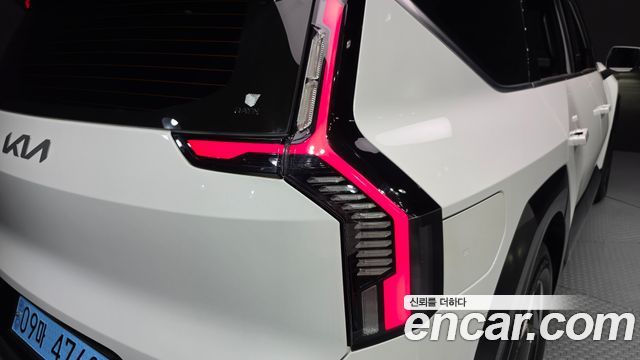 Kia EV9 2024 — photo 9
