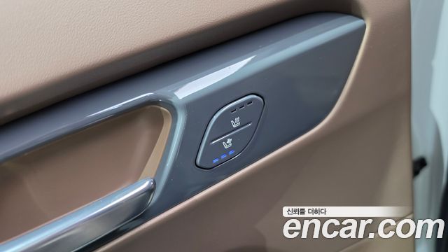 Kia EV9 2024 — photo 27