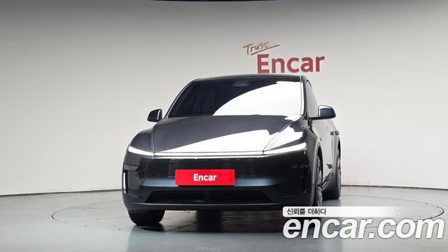 Tesla Model Y 2025 — photo 3