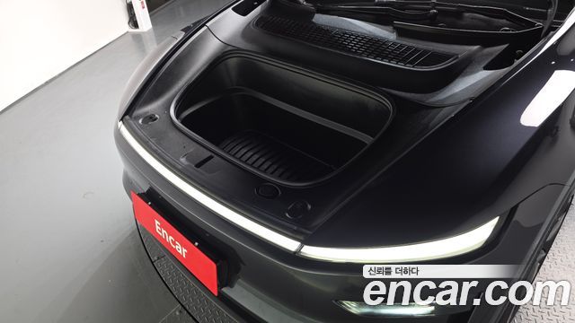 Tesla Model Y 2025 — photo 6