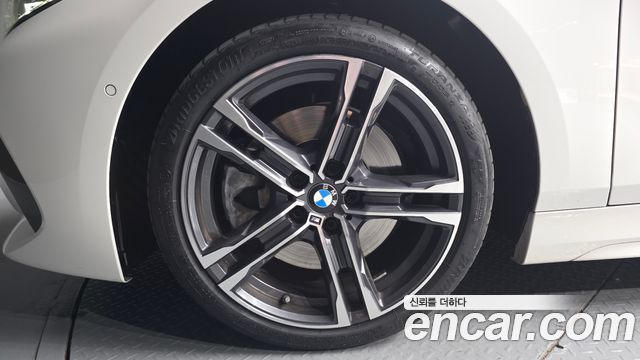 BMW 1-Series 2024 — photo 5