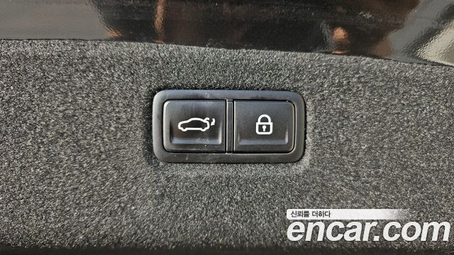 Kia K9 2022 — photo 20
