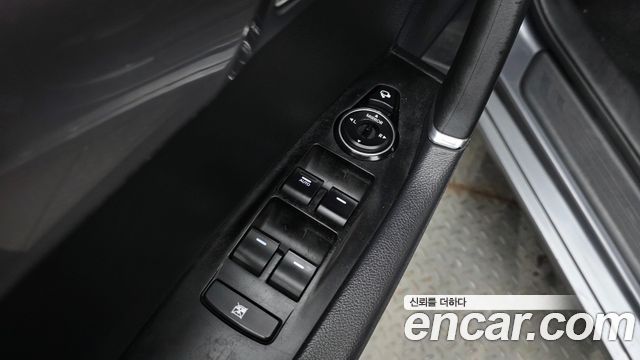 Hyundai i40 2012 — photo 12