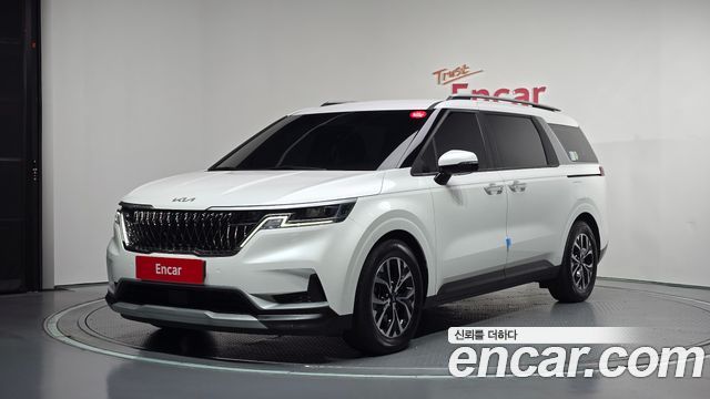Kia Canival 2022 — photo 1