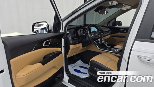 Kia Canival 2022 — photo 10