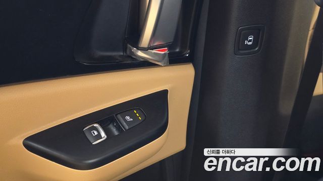 Kia Canival 2022 — photo 19