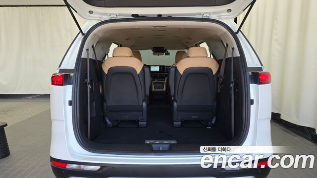 Kia Canival 2022 — photo 20