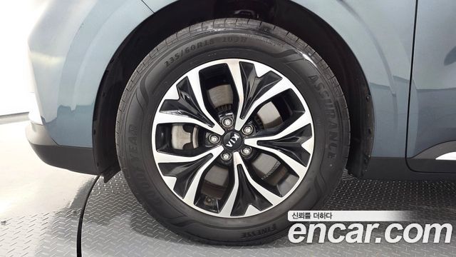 Kia Canival 2021 — photo 5