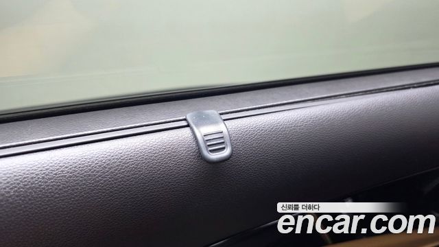 Kia Canival 2021 — photo 36