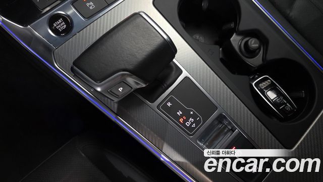 Audi A6 2021 — photo 12