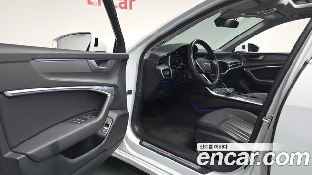 Audi A6 2021 — photo 13