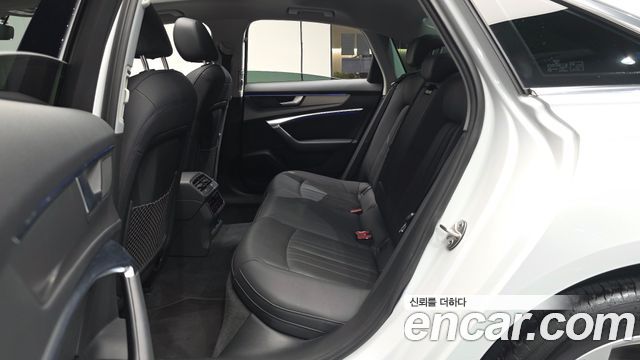 Audi A6 2021 — photo 18