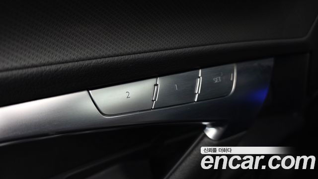 Audi A6 2021 — photo 31