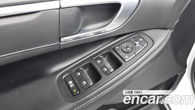 Hyundai Sonata 2022 — photo 28