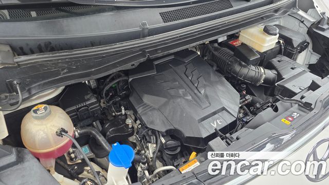 Hyundai Staria 2022 — photo 6