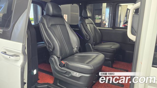 Hyundai Staria 2022 — photo 12