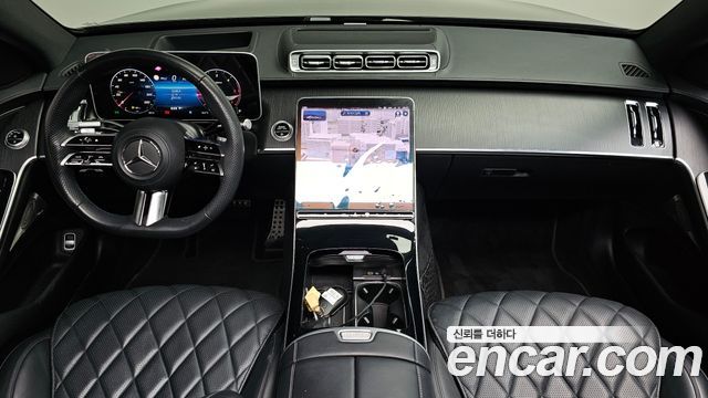 Mercedes-Benz S-Class 2023 — photo 10