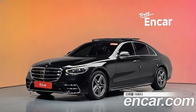 Mercedes-Benz S-Class 2023 — photo 1