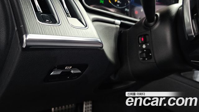 Mercedes-Benz S-Class 2023 — photo 27