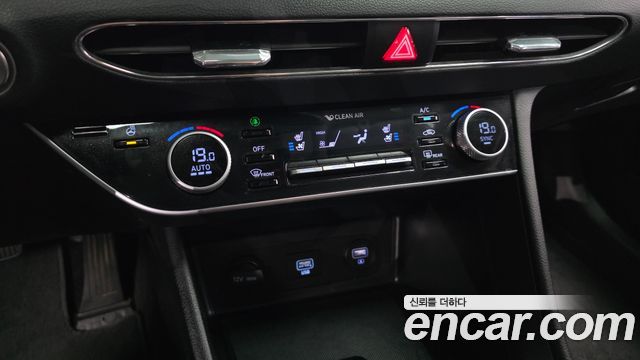 Hyundai Sonata 2022 — photo 23
