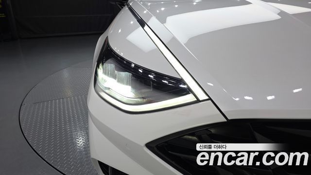 Hyundai Sonata 2022 — photo 8