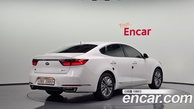 Kia K7 2019 — photo 2