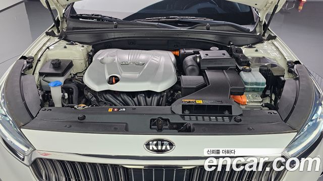 Kia K7 2019 — photo 6