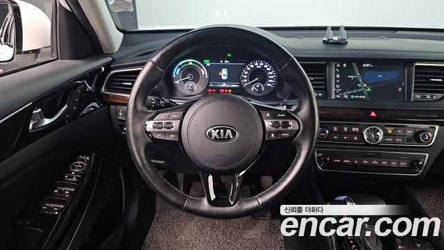 Kia K7 2019 — photo 19