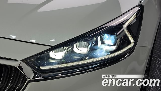 Kia K7 2019 — photo 8