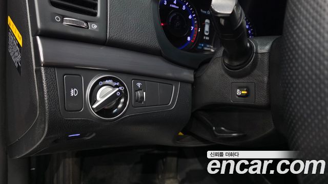 Hyundai i40 2012 — photo 25