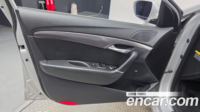 Hyundai i40 2012 — photo 14