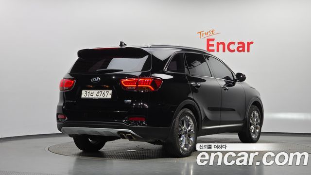 Kia Sorento 2018 — photo 2