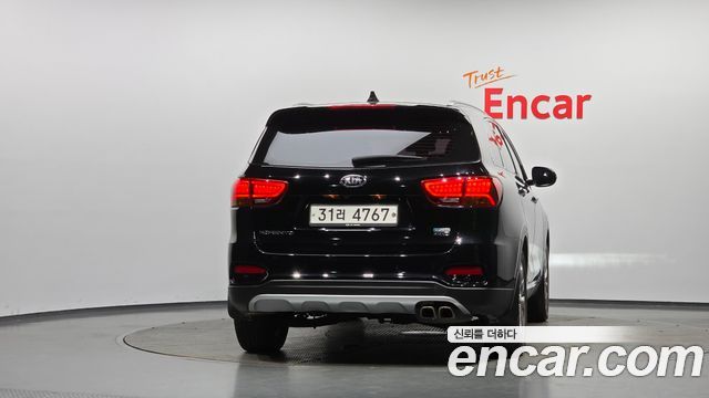 Kia Sorento 2018 — photo 4