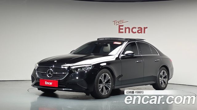 Mercedes-Benz E-Class 2024 — photo 37