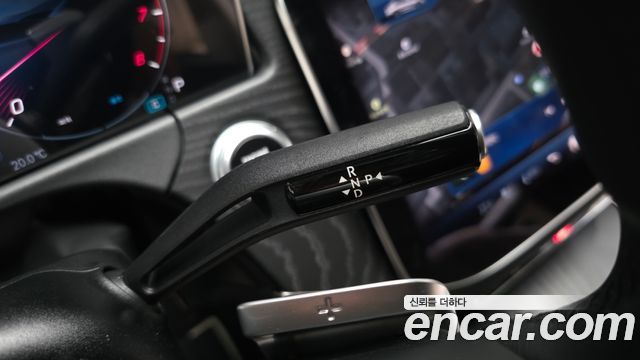 Mercedes-Benz E-Class 2024 — photo 12