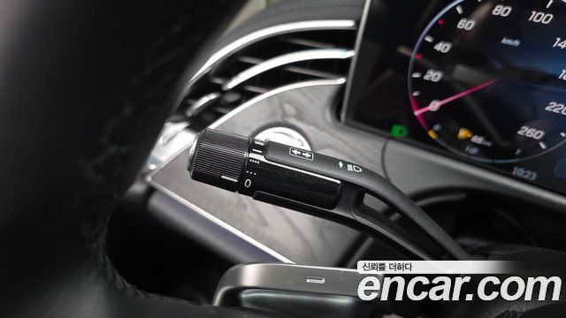 Mercedes-Benz E-Class 2024 — photo 34
