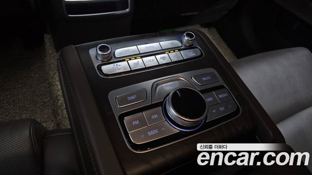 Kia K9 2019 — photo 25